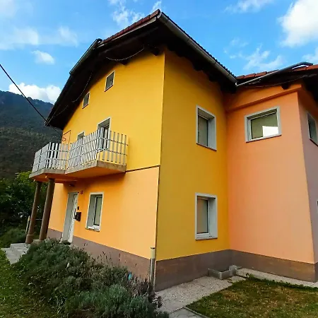 Friends House Suzid Apartment *